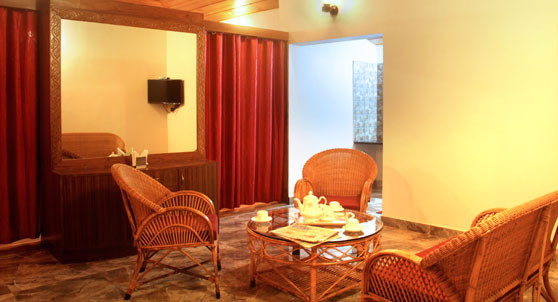 Living room of the premium cottage suite.