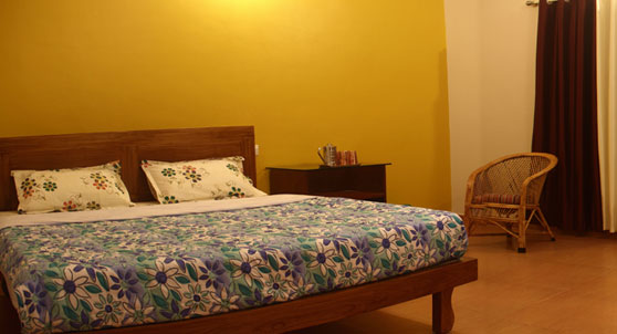 Panoramic view of the second cottage with one cot.