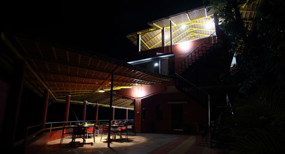 Deva Maani dining area